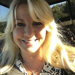 Meet your Posher, Kat